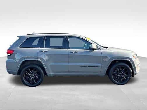 Gray Clearcoat 2021 Jeep Grand Cherokee Laredo X