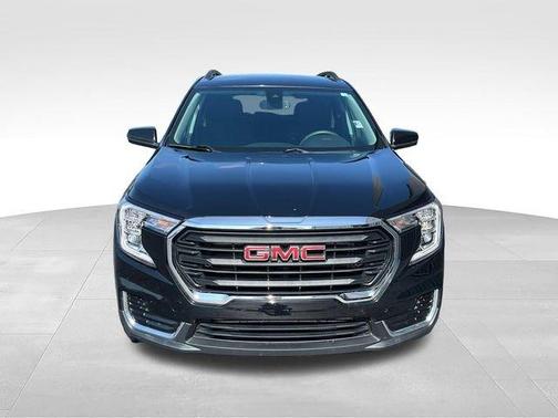 Ebony Twilight Metallic 2024 GMC Terrain SLE