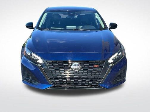 Deep Blue Pearl 2023 Nissan Altima 2.5 SR