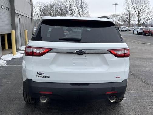 2021 Chevrolet Traverse RS