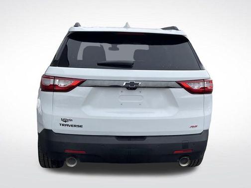Summit White 2021 Chevrolet Traverse RS