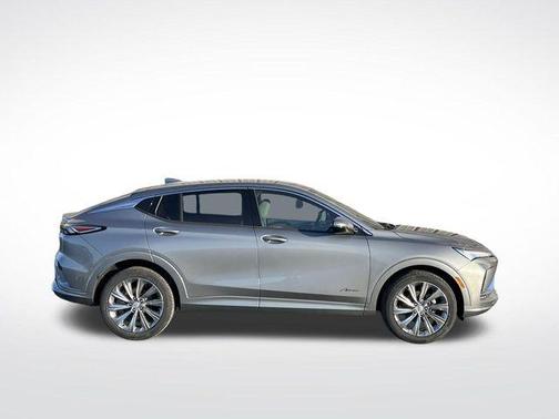 Gray Metallic 2026 Buick Envista Avenir