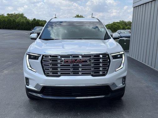2024 GMC Acadia Denali