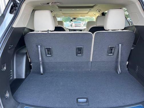 Summit White 2024 Buick Enclave Essence