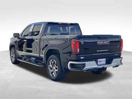 Onyx Black 2024 GMC Sierra 1500 SLT
