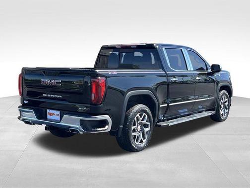 Onyx Black 2024 GMC Sierra 1500 SLT