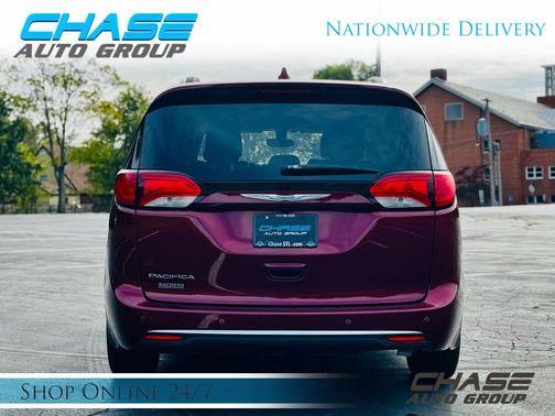 2018 Chrysler Pacifica Touring-L