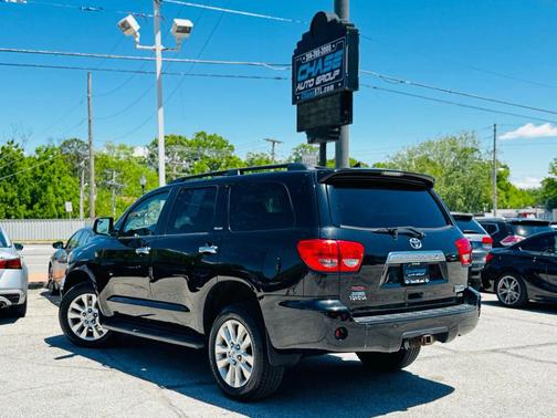 2010 Toyota Sequoia Platinum