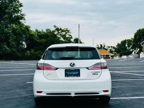 2012 Lexus CT 200h Base