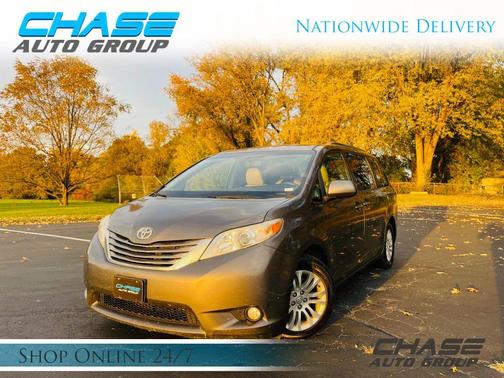 2017 Toyota Sienna XLE