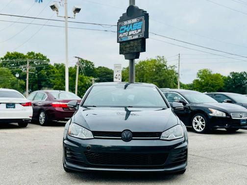 2015 Volkswagen Golf GTI 2.0T SE 4-Door