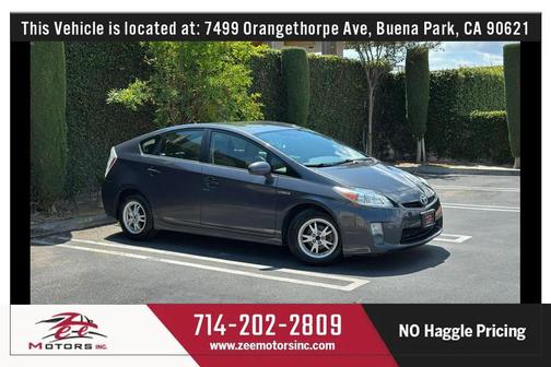 Winter Gray Metallic 2011 Toyota Prius III