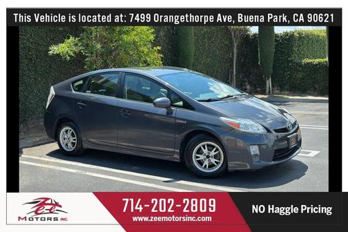 Winter Gray Metallic 2011 Toyota Prius III