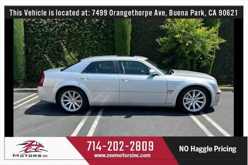 2005 Chrysler 300 SRT8