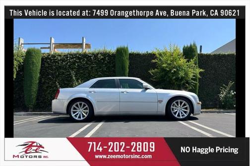 2005 Chrysler 300 SRT8
