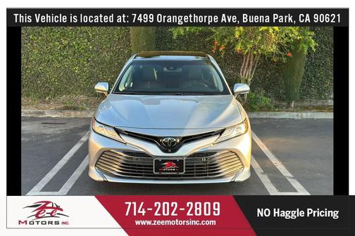 Celestial Silver Metallic 2018 Toyota Camry XLE