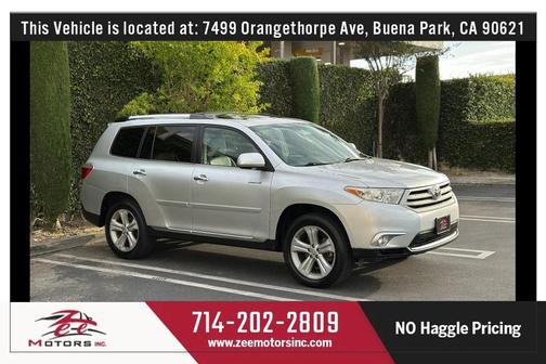Classic Silver Metallic 2011 Toyota Highlander Limited
