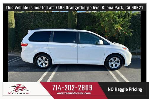 Super White 2017 Toyota Sienna LE