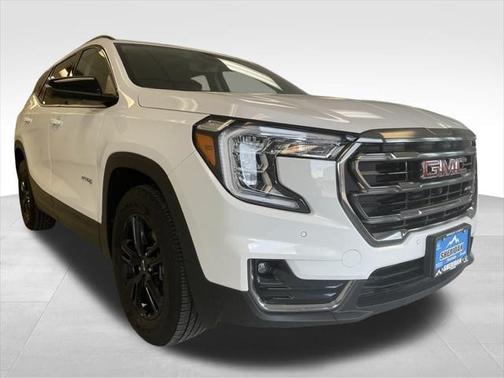2023 GMC Terrain AWD AT4