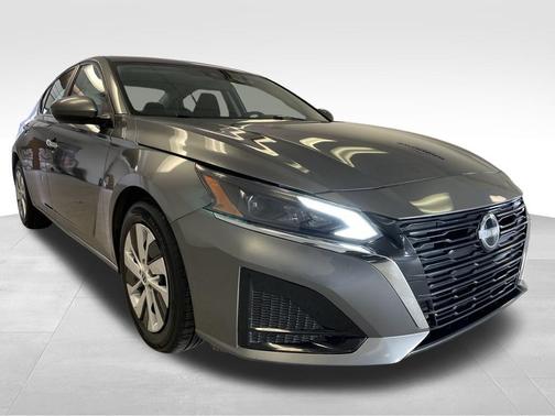 2023 Nissan Altima S FWD