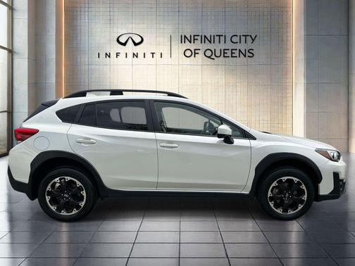 Crystal White Pearl 2023 Subaru Crosstrek Premium