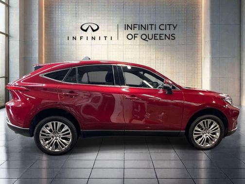 Ruby Flare Pearl 2022 Toyota Venza XLE