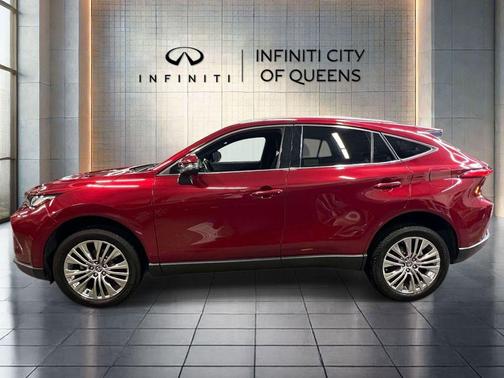 Ruby Flare Pearl 2022 Toyota Venza XLE