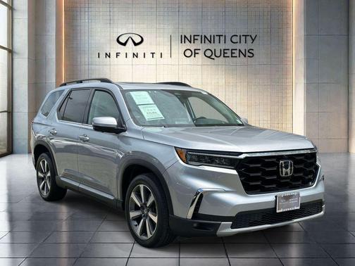 Gray 2023 Honda Pilot Elite