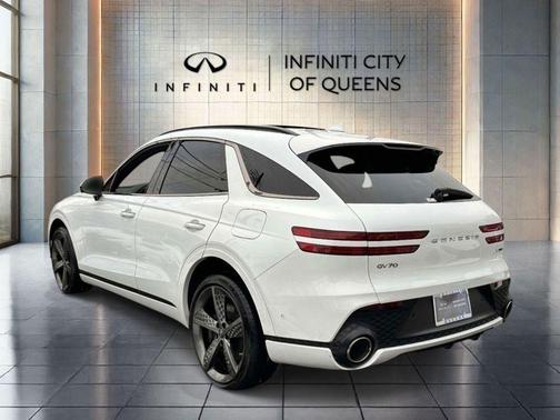 Uyuni White 2025 Genesis GV70 3.5T Sport