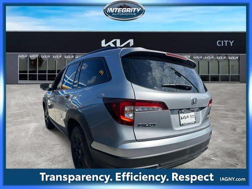 Silver 2022 Honda Pilot TrailSport