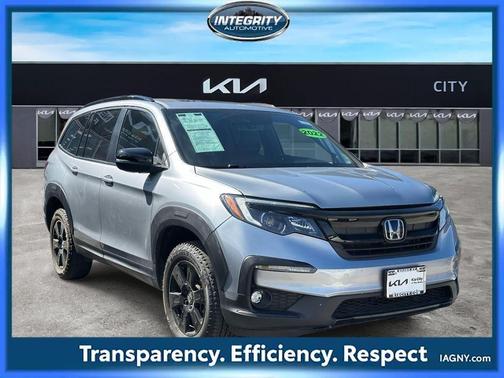 Silver 2022 Honda Pilot TrailSport