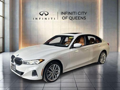 Alpine White 2023 BMW 330 i xDrive