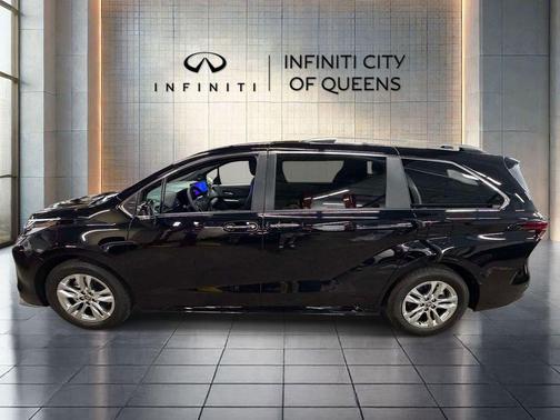 Midnight Black Metallic 2026 Toyota Sienna Limited