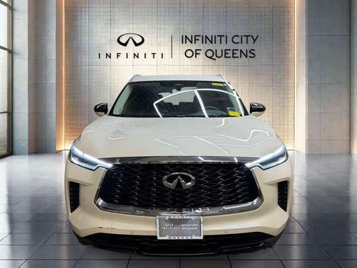Majestic White 2024 INFINITI QX60 Luxe