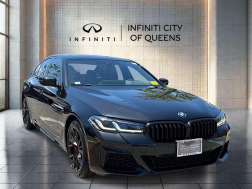 Black Sapphire Metallic 2023 BMW 540 i xDrive