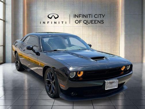 Pitch Black Clearcoat 2019 Dodge Challenger R/T