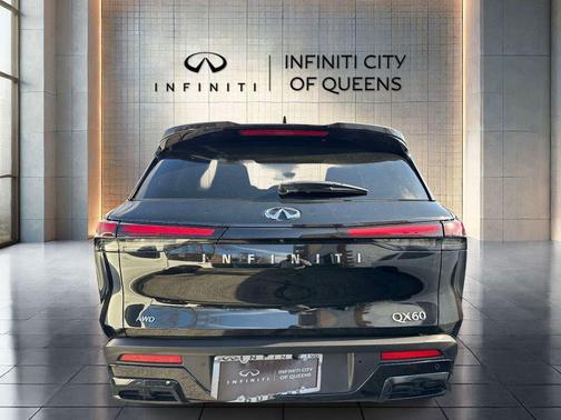 Diamond Black 2024 INFINITI QX60 Pure