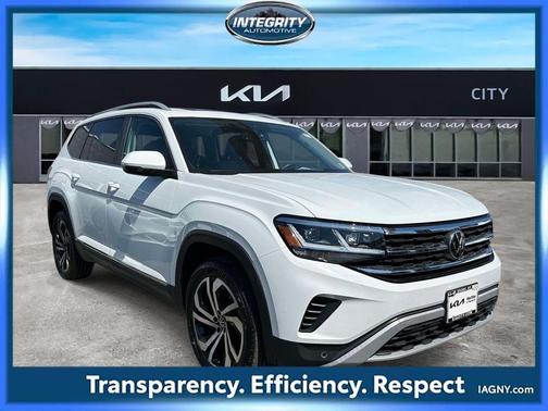 Pure White 2022 Volkswagen Atlas 3.6L SEL