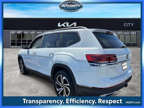 Pure White 2022 Volkswagen Atlas 3.6L SEL