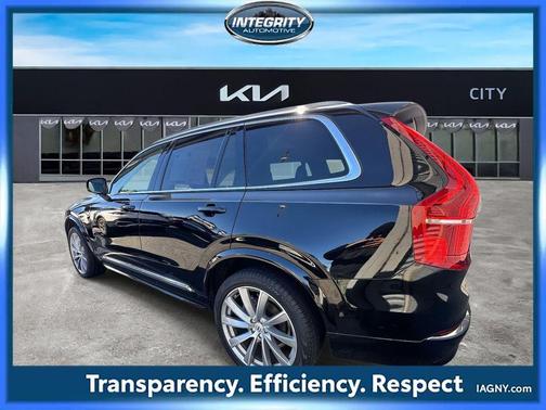 Black 2023 Volvo XC90 B6 Plus 6-Seater