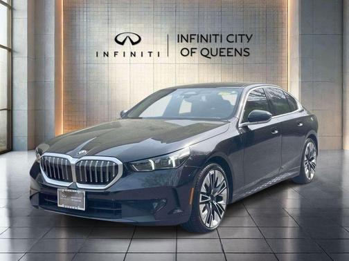 Black Sapphire Metallic 2025 BMW 530 i xDrive