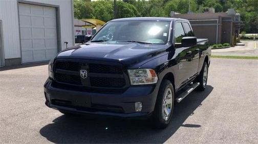 Photo 3 of 31 of 2017 RAM 1500 Express