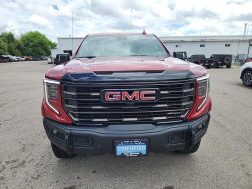 2024 GMC Sierra 1500 AT4X