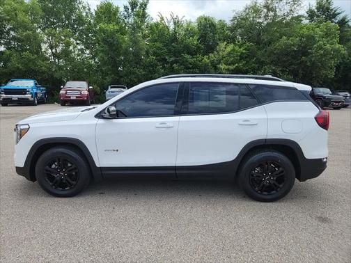 2022 GMC Terrain AWD AT4