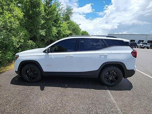 2022 GMC Terrain AWD AT4