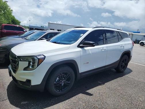 2022 GMC Terrain AWD AT4