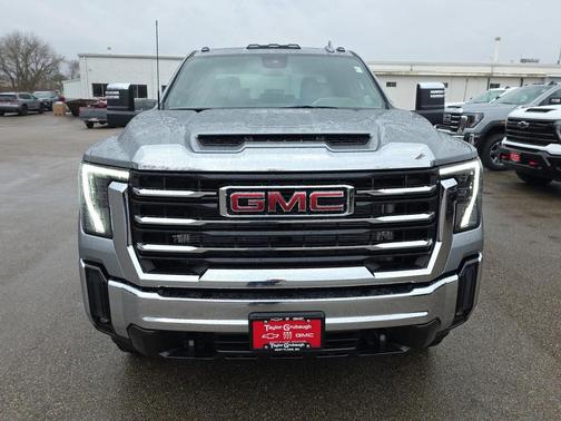 2026 GMC Sierra 3500 SLT