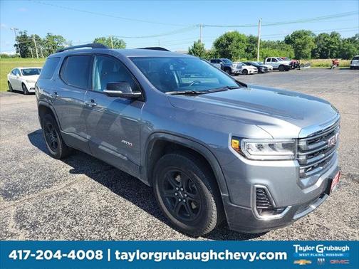 2022 GMC Acadia AWD AT4