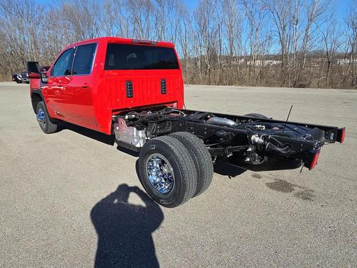 2026 GMC Sierra 3500 SLE
