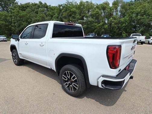 Summit White 2026 GMC Sierra 1500 AT4
